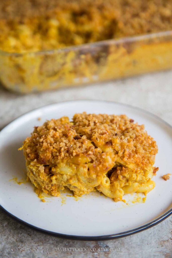 Creamy Rendang Mac and Cheese with Crispy Panko Topping
