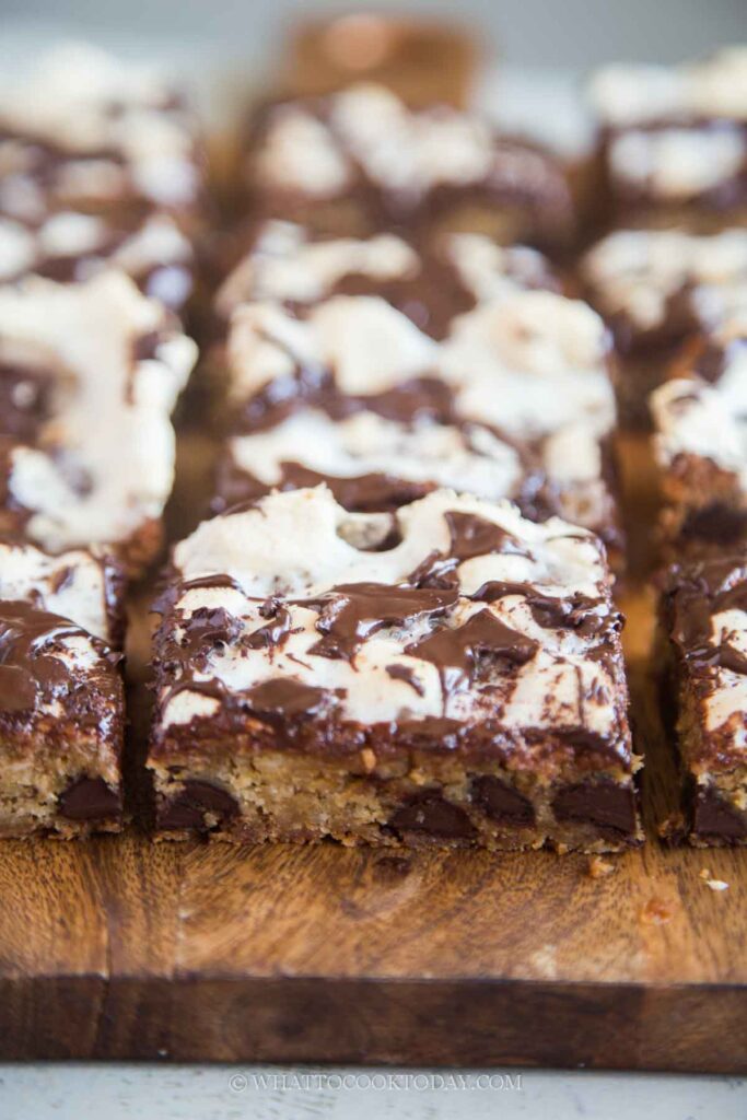 Gooey S’mores Blondies (With Toasted Marshmallow Top!)