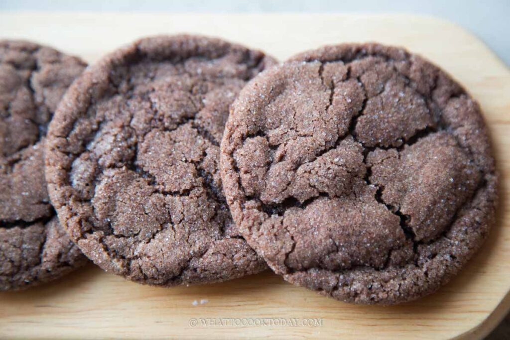 Soft & Chewy Chocolate Sugar Cookies