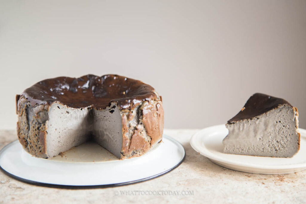 Easy Black Sesame Basque Cheesecake