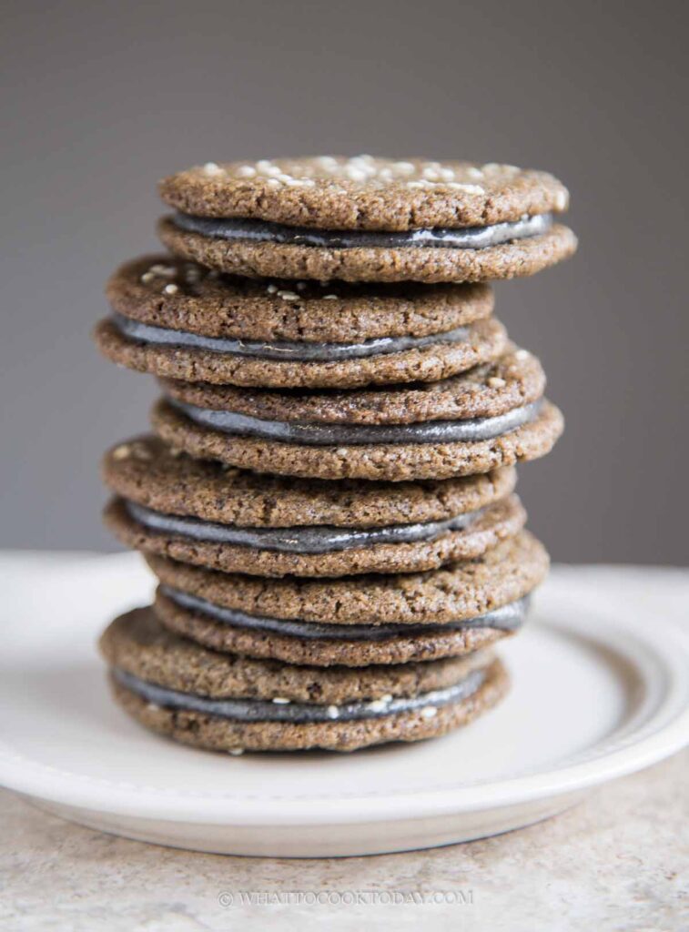 Black Sesame Sandwich Cookies
