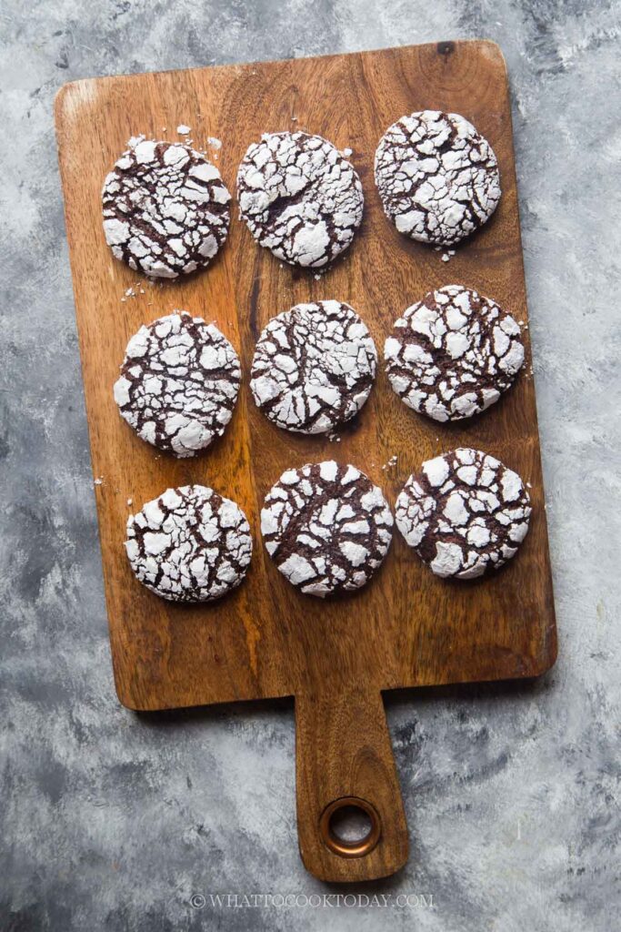 Mexican Chocolate Crinkle Cookies