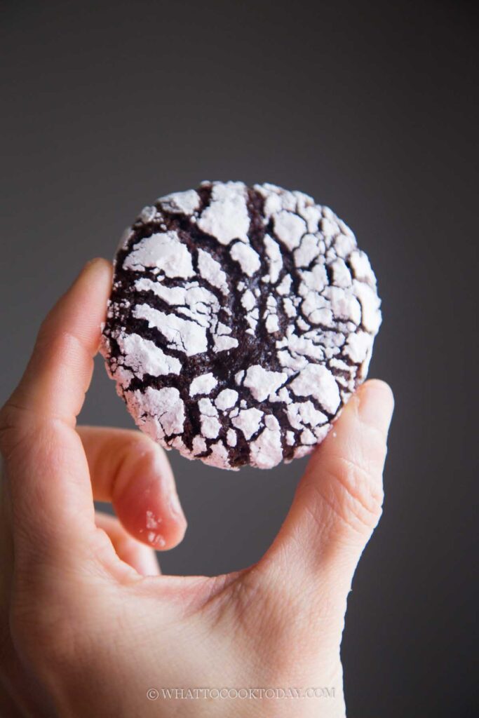 Mexican Chocolate Crinkle Cookies