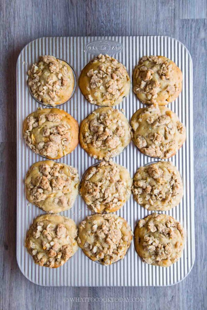 Spiced Apple Crisp Muffins with Applesauce (Extra Moist!)