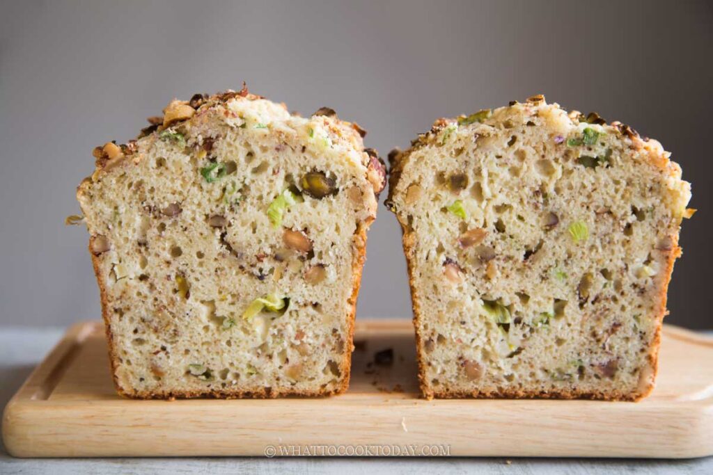 Cheddar Scallion Quickbread