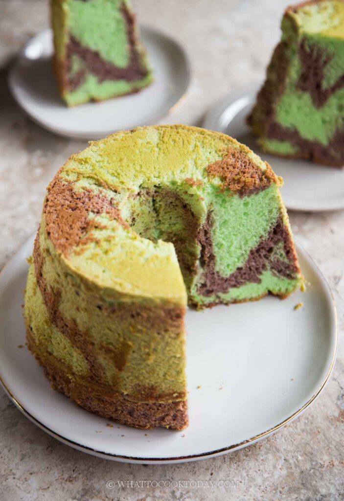 Marbled Pandan and Black Glutinous Rice and Chiffon Cake