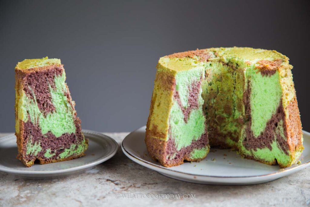 Marbled Pandan and Black Glutinous Rice and Chiffon Cake