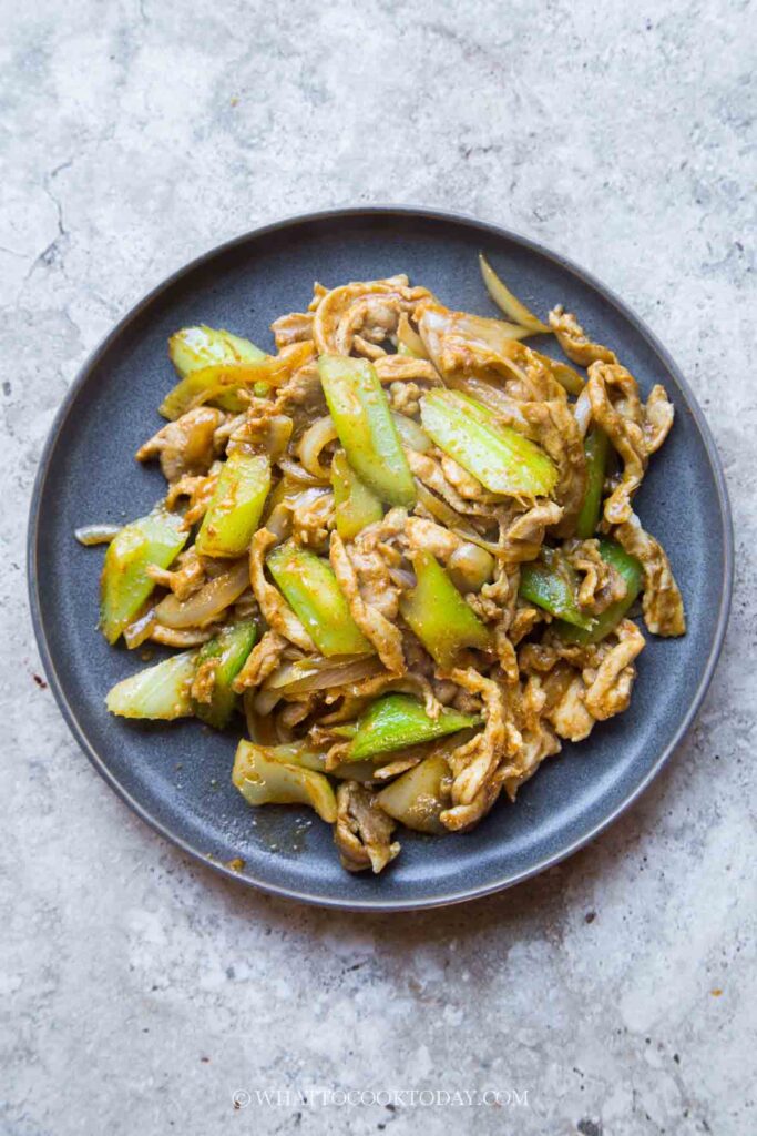Stir-Fried Cumin Chicken and Celery