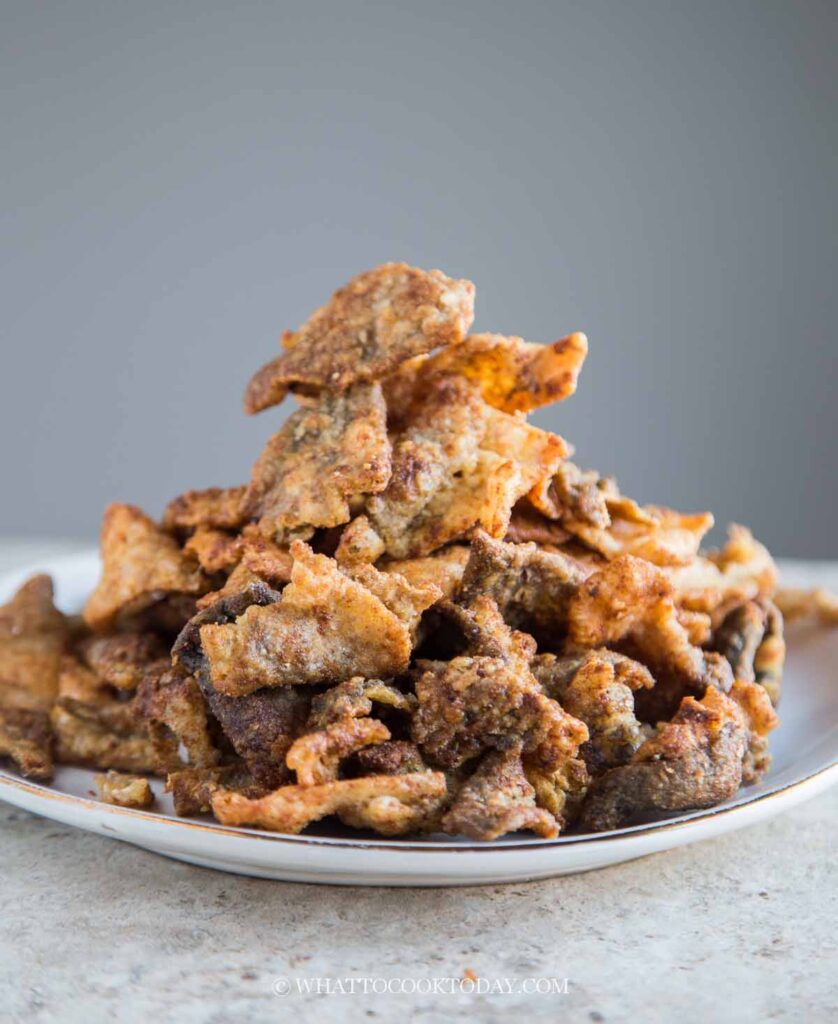 Crispy Salted Egg Salmon Skin Chips (Like Irvins)