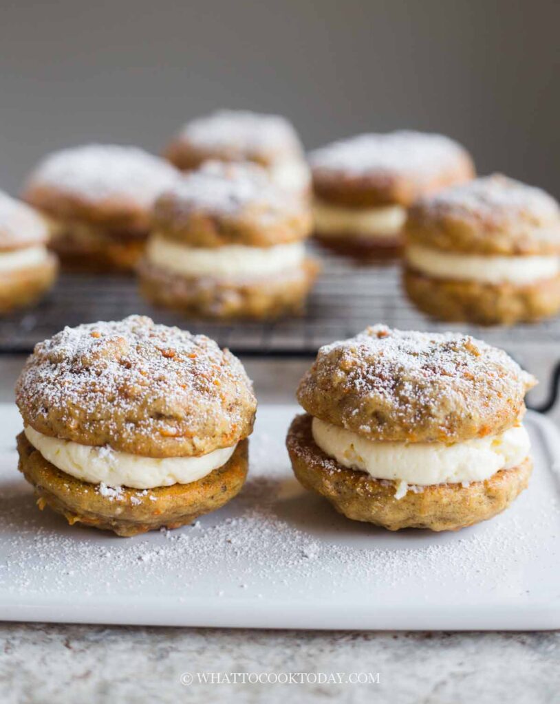 Carrot Cake Whoopie Pies