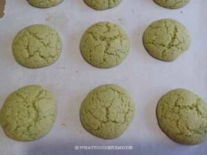 Matcha White Chocolate Sandwich Cookies